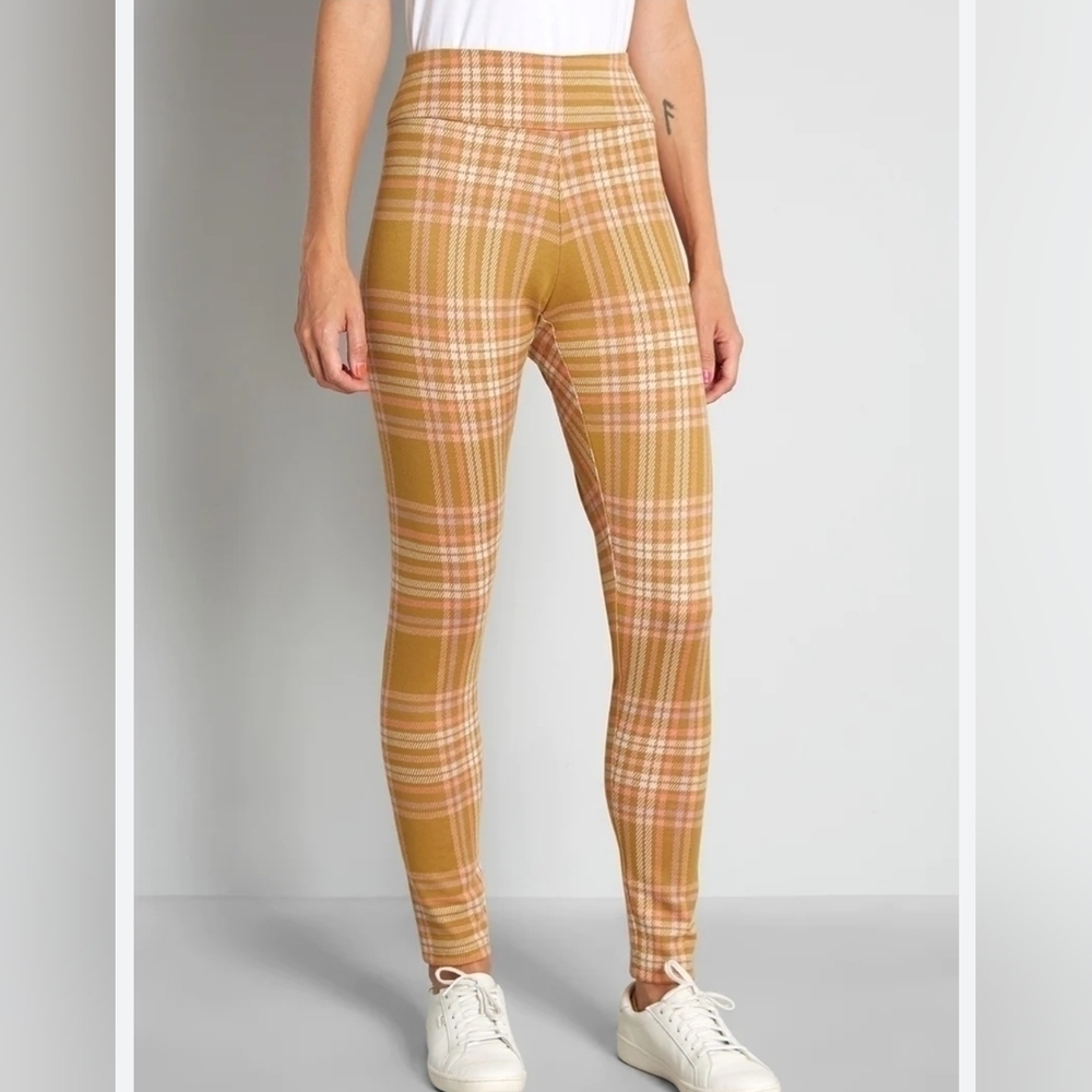ModCloth sz M Studying Chic Leggings Mustard Plaid pants